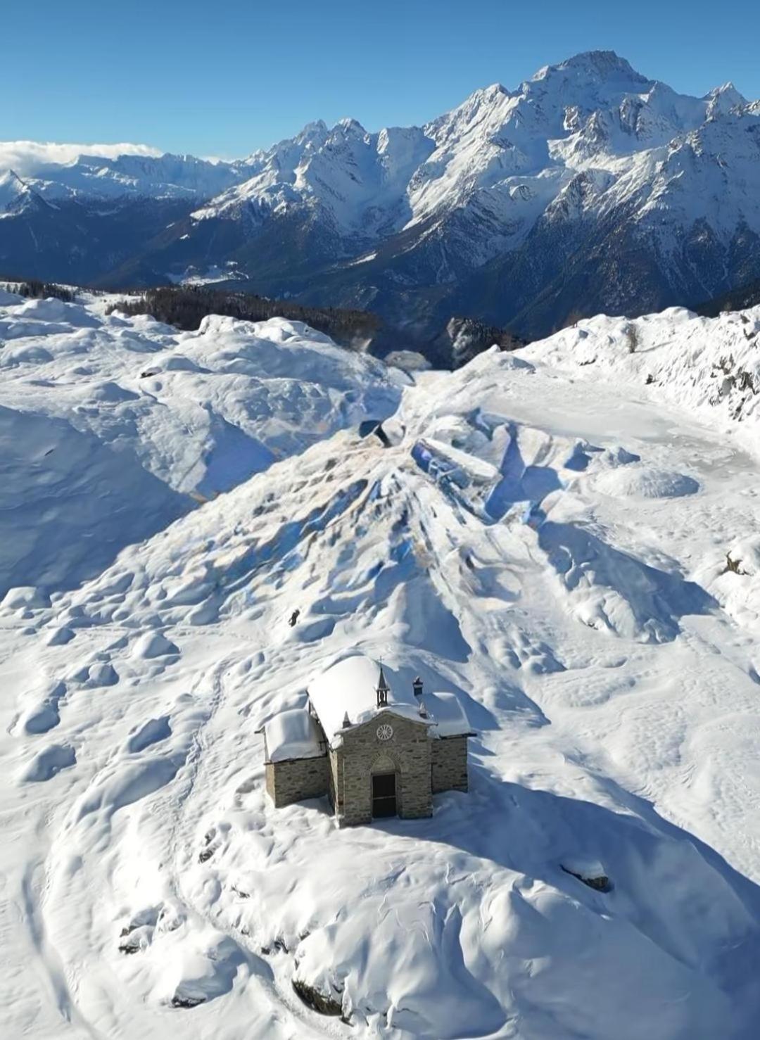 Mary House @ Apartman Sondrio Kültér fotó